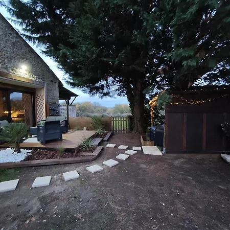Romantic With Private Hot Tub Near Saint-emilion Ruch